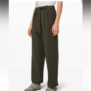 Lululemon Noir Pant